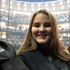 Meet your Posher, Lani